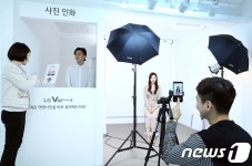 포커존 펜타힐즈점 | "펜타 카메라 체험해 보세요"…가로수길에 V40 체험존 개소