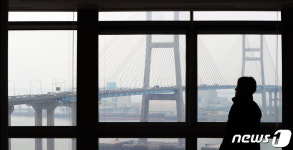 보통3교(하) | 미세먼지 '보통', 선명한 서해대교