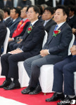 제주도 천연가스공급 건설사업 준공식 참석한 성윤모-원희룡