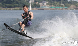 더위에는 수상스키