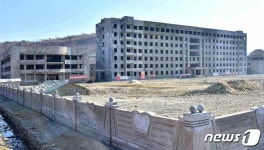 평주건설 주식회사 | 개건·현대화 작업 나선 北 평남 일대…"평성교원대학 건설 진행 중"