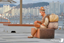 정다운 보부상(정다운마트) | 한숨 고르는 보부상 인형