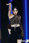 아이리스 리브, 카리스마 철철