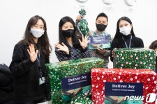현대그린푸드램리서치오산 | 램리서치매뉴팩춰링코리아, 오산 지역 아동을 위한 ‘딜리버 조이’ 크리스마스 선물 전달