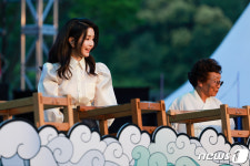 김건희 여사, 한산모시문화제 개막 퍼포먼스