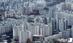 '줍줍' 열기 지속…강동 힐스테이트 무순위 청약에 1만6000명 몰렸다
