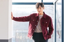 주식회사 워커홀릭엔터테인먼트 | "새해에도, 워커홀릭"…진영, 그 안의 열정들 (인터뷰)