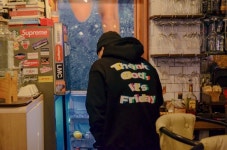 ‘원허닛’X딥샤워, 색다른 협업…"Thank god it`s friday"