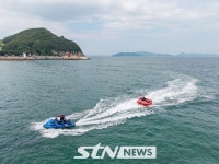 스포츠와 레저가 하나로 남해 청정바다위 해양레포츠 올 여름 원픽