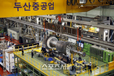 두산에프엘서비스 | 두산중, 가스터빈 서비스 시장도 주목…매출 3조 목표
