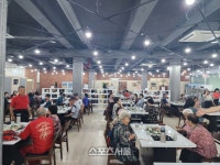 법인늘푸름홍천한우원주점 | 원주시 단구동 늘푸름 홍천한우 원주점, 지역 어르신 오찬 제공