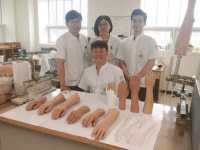 고무인하청공장한솔기획 | '고무손' 손가락질, 기술력으로 없애야죠