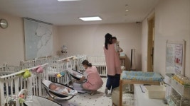 청정원아이사랑경기중부지점 | "이달에도 천사 10명이 찾아왔어요"... 버려진 아기 최후 안식처 '베이비박스'