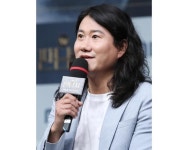 우일레포츠.광고 | 임우일, 허위 광고 논란에 사과 "무지로 심려 끼쳐 죄송"