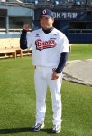 KBO 269홈런 노하우가 두산을 바꿀까…"코치가 선수를 키운다? 안 좋아하는 말" 초보 지도자 소신