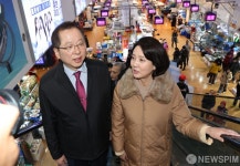 해수부-중기부 장관 , 수산물 민생 물가및 온누리상품권 환급 점검