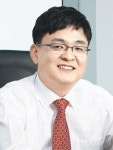 주식회사 글로벌주와이희 | 경남제약 이희철 前 회장 주식 압류… ‘오너 리스크’ 불똥 튀나