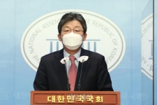 김은혜에 패배한 유승민 "권력의 뒤끝이 대단…공정도 상식도 아냐"