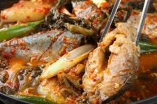 ‘생방송 투데이’ 오늘방송맛집- 소문의 맛집, 연 매출 10억! 가마솥 김치찜 맛집 ‘흥○○’