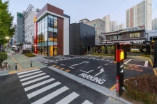 한국맥도날드(유) 창원사파DT점 | 맥도날드, 창원에 친환경 드라이브 스루 매장 '마산석전DT점' 오픈