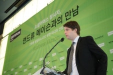그루폰 CEO "우리는 딜-경험 제공하는 큐레이터“