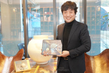 아이씨에프, '에이알스튜디오' & '에이알쿠키'로 국내 예술계와 협력 추진... "AR 아트로 예술 생태계 혁신할 것!"
