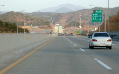 지장천4교(하) | 지진 때문에 포항 교량 11곳 손상...통행에는 지장 없어