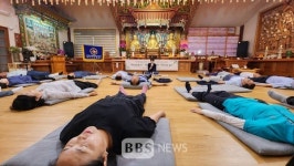 라마스떼서산요가원 | '요가'로 심신이 하나된 대불련 제주동문회..."나마스떼"