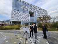 창원시, 진해 지식산업센터 점검 및 입주 기업 지원
