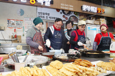 대성철강위탁급식소 | 홍남표 시장, 설맞이 민생현장 소통·급식봉사 참여