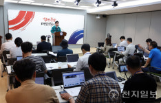 충남도 환경산림국장 "기후위기 시대 홍수·가뭄 대응에 지천댐 꼭 필요"