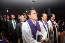 금마성결교회 맞은편 - 1782 | 성결인의 대회, 다음세대 위해 안수기도