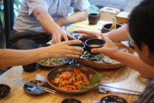 월선치킨호프 - 광산구 산정공원로 6 | 현재 진행형인 ‘막걸리 열풍’, 월선네가 이어간다