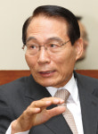 동서울골프최민식 | 전 국정원장, 골프대학 오너와 대판 붙었다