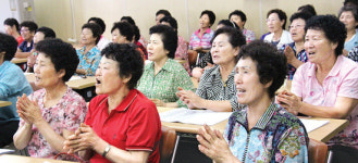 무정농협석유판매소 | 무정농협, 여성조합원 노래교실 호응
