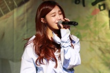 '솔로 데뷔' 정은지 "에이핑크 멤버들 응원 진심으로 고마워…멤버들 있어 너무 좋다"