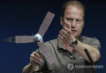 "반가워 주피터" 목성 탐사선 주노, 5년 만에 궤도 진입
