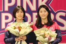 슈퍼 쌍둥이 이재영-이다영 자매, 6년 만에 같은 유니폼…프로배구 사상 처음