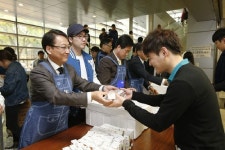 영남대학교자연관식당 | 영남대 노석균 총장, "아침 든든히 먹고 시험 대박 나세요"