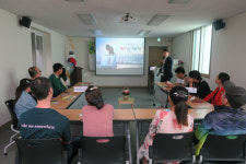 김홍식건강힐링센터 | 경산시 건강가정·다문화가족지원센터, 부부힐링학교 운영