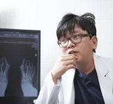 '뭉쳐야 찬다'로 부는 조기축구 열풍, ‘이것’만은 조심해야