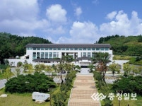 집에 보관하면 가보, 한국국학진흥원에 맡기면 세계유산