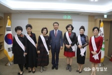 해피플러스마켓청주청남시니어클럽 - 청주시 서원구 구룡산로 323 | 시니어유니버스 수상자 6人, 청주 방문