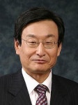 국세청, 롯데그룹 계열사 호남석유화학 세무조사 착수...합병 앞두고 '곤혹'