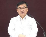 신속초산오징어 | "현 정부 방침 '오징어게임' 수준…국민 각자도생 방역 필요"