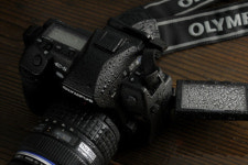 올림푸스, 플래그십 DSLR 'E-5' 예약 판매