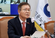 (주)장수능연구회 | 미래노동시장연구회, 권고문 발표…“‘주 52시간제’ 연장근로시간 관리 ‘월’ 단위로 바꿔야”