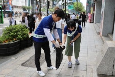 앙크인베스트먼트이디야커피서 | 이디야-가맹점주 '환경보호 인식 개선' 동반 활동