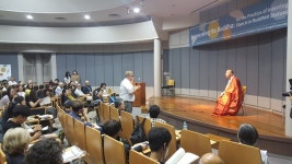 외국학자들도 주목하는 ‘불복장’