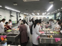 엘앤케이영양협동조합 | 동아대 LINC+사업단, 지역사회 실버계층을 위한 '푸드힐링 영양관리 프로그램' 지원 성료